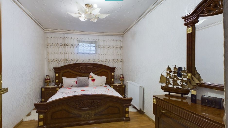 Casă stil conac pe drumul Cetății - Șiria - Poză 26