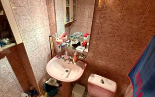 Apartament cu 3 Camere, 2 Bai - Etaj 3 - Zona Podu Ros - Poză 8