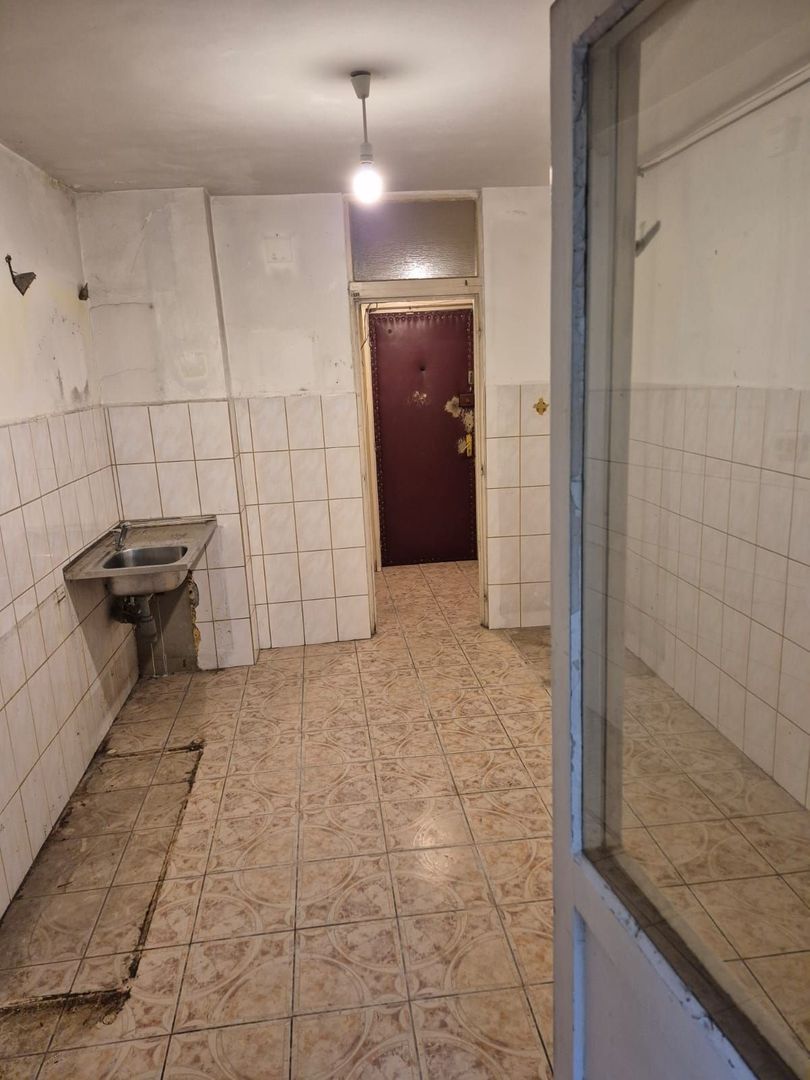 Militari-Pacii, Zona Turbomecanica, vanzare 3 camere etaj 1 - Poză 2
