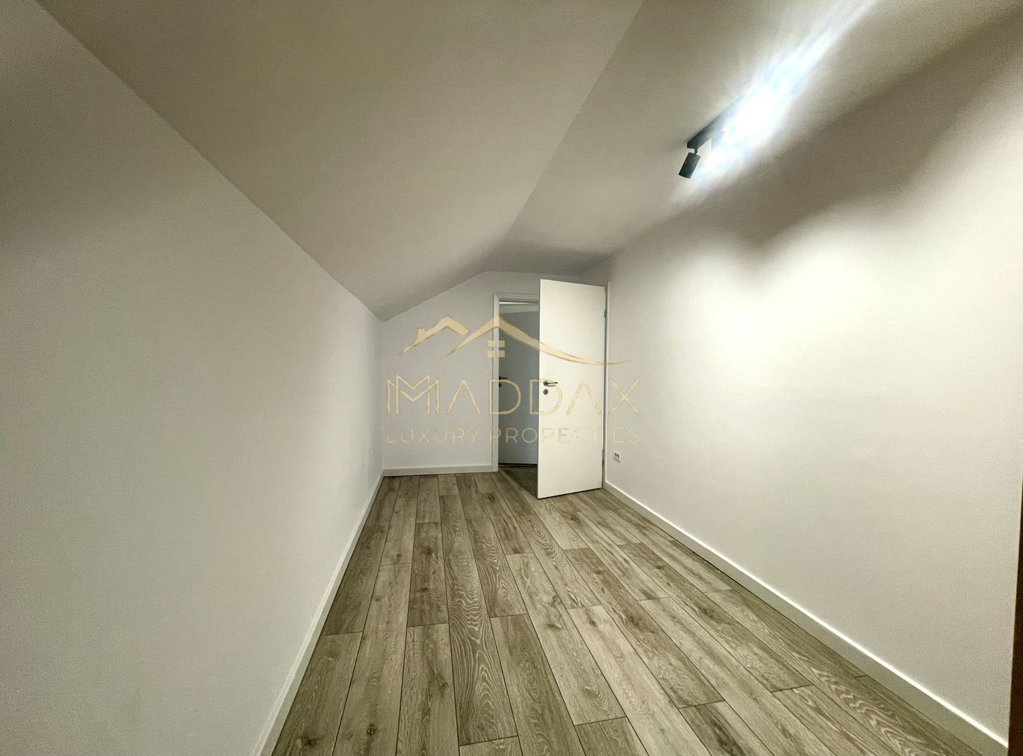 Apartament LUX_3 camere***158 MP//bloc boutique//Aviatiei - Poză 19