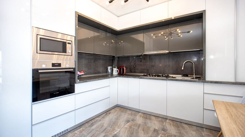 Apartament deosebit cu terasă panoramică – Sanpetru, Str. Sfinții Constantin - Poză 3