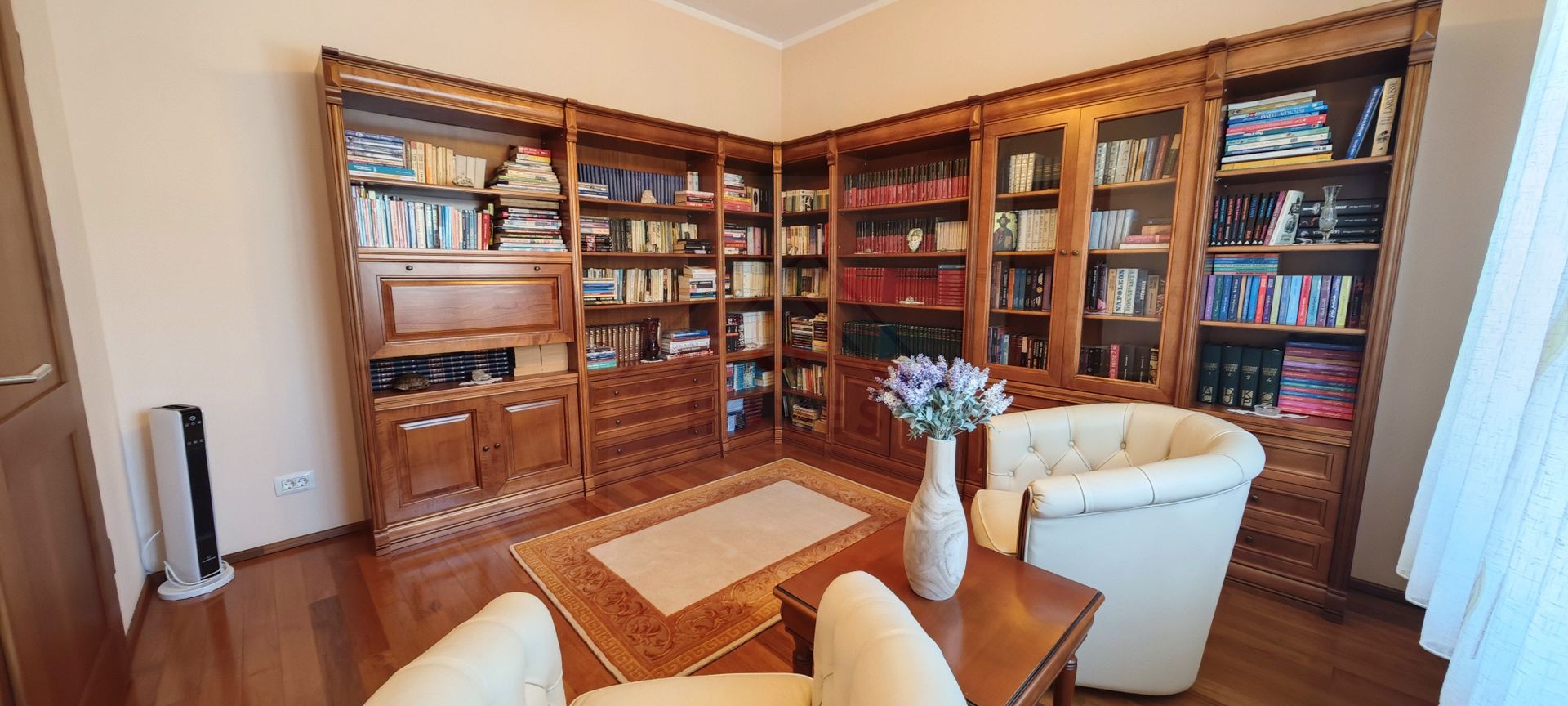 Casa spatioasa. Pretabil si pt. clinica, invatamant, camin varstnici. - Poză 23