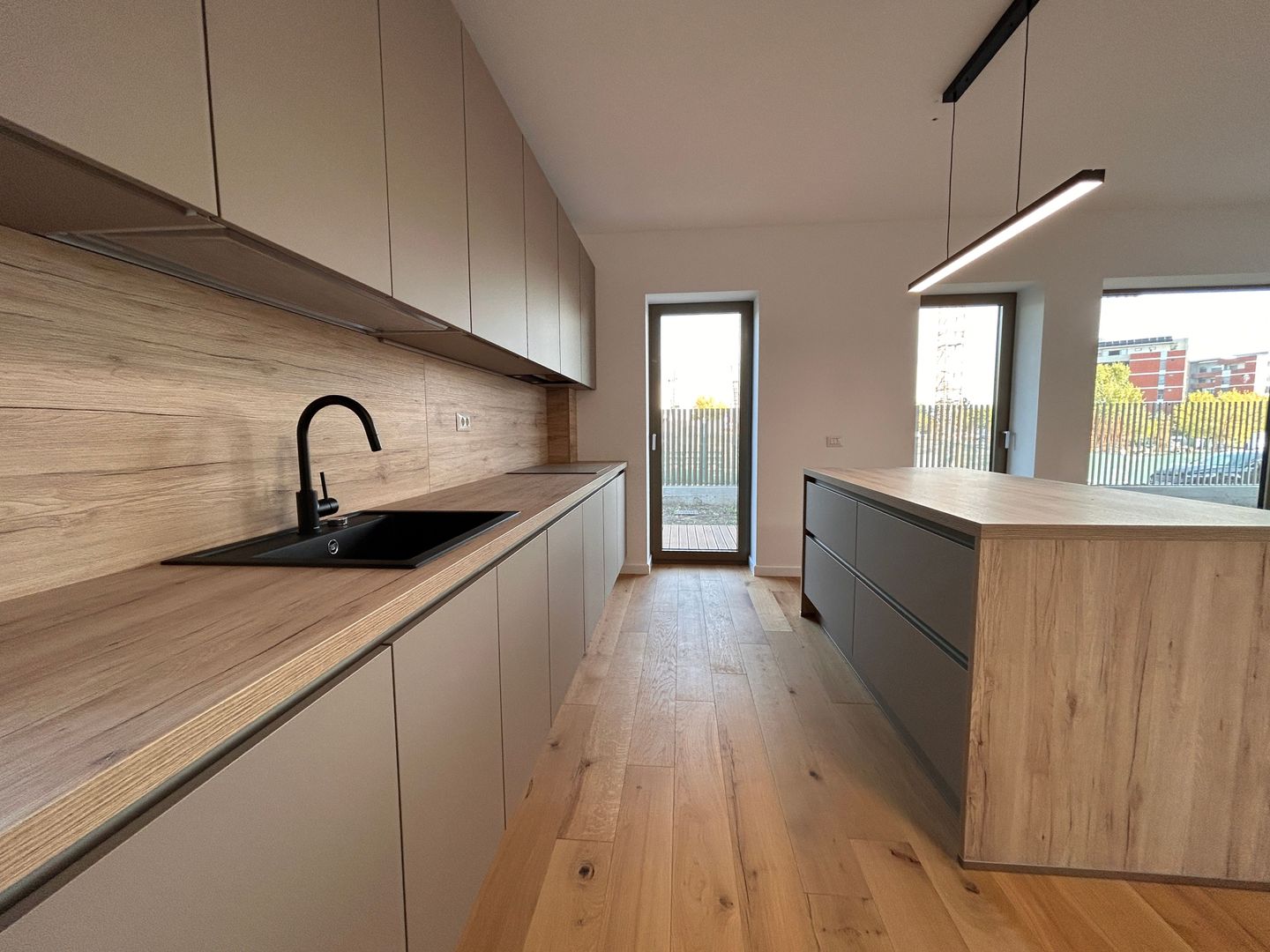 APARTAMENT 2 CAMERE | GREEN LAKE | LOC DE PARCARE | GRADINA 168MP - Poză 5