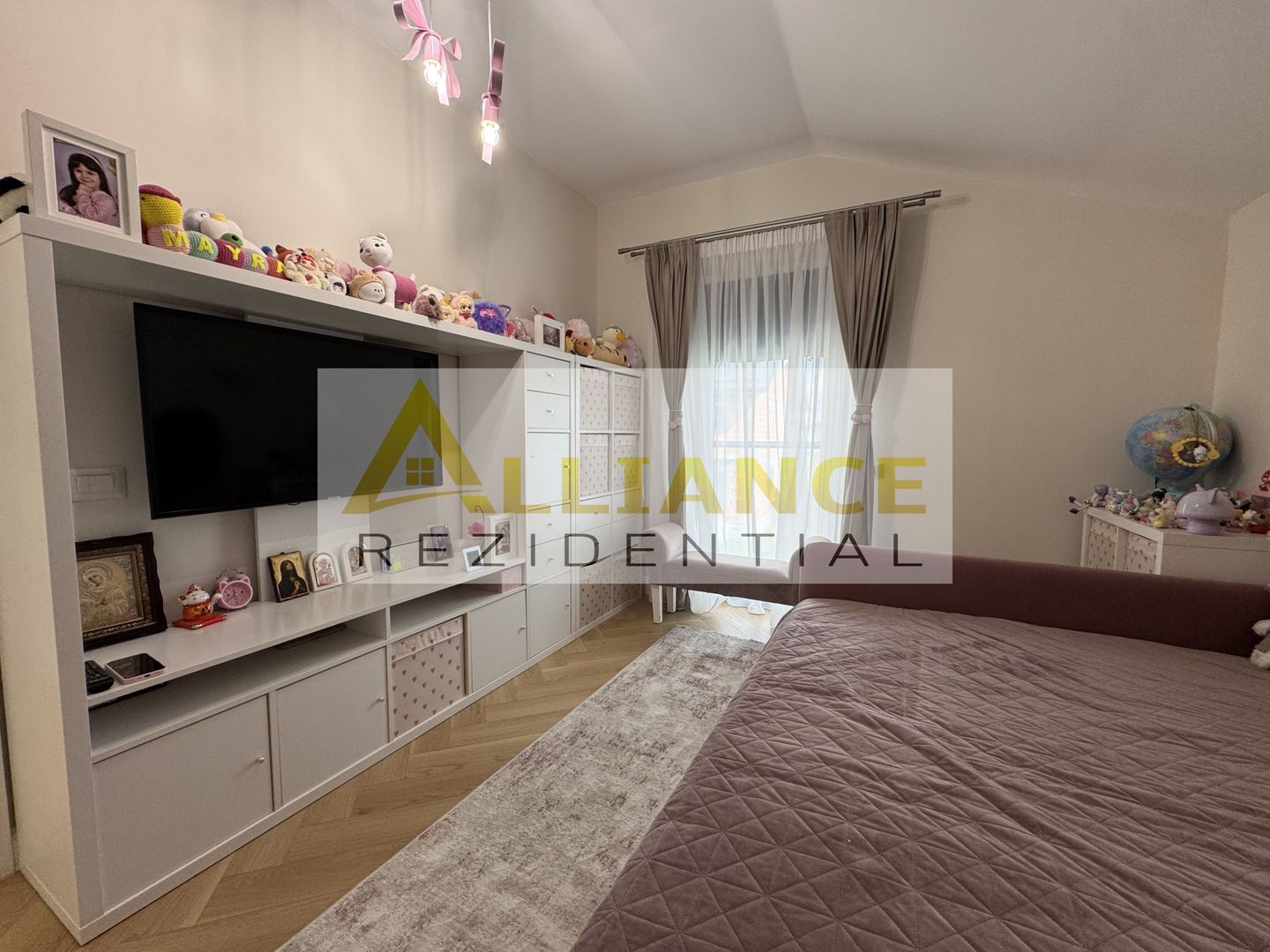 Vila P+M | Mobilata si Utilata COMPLET - 370 mp Teren - Poză 12