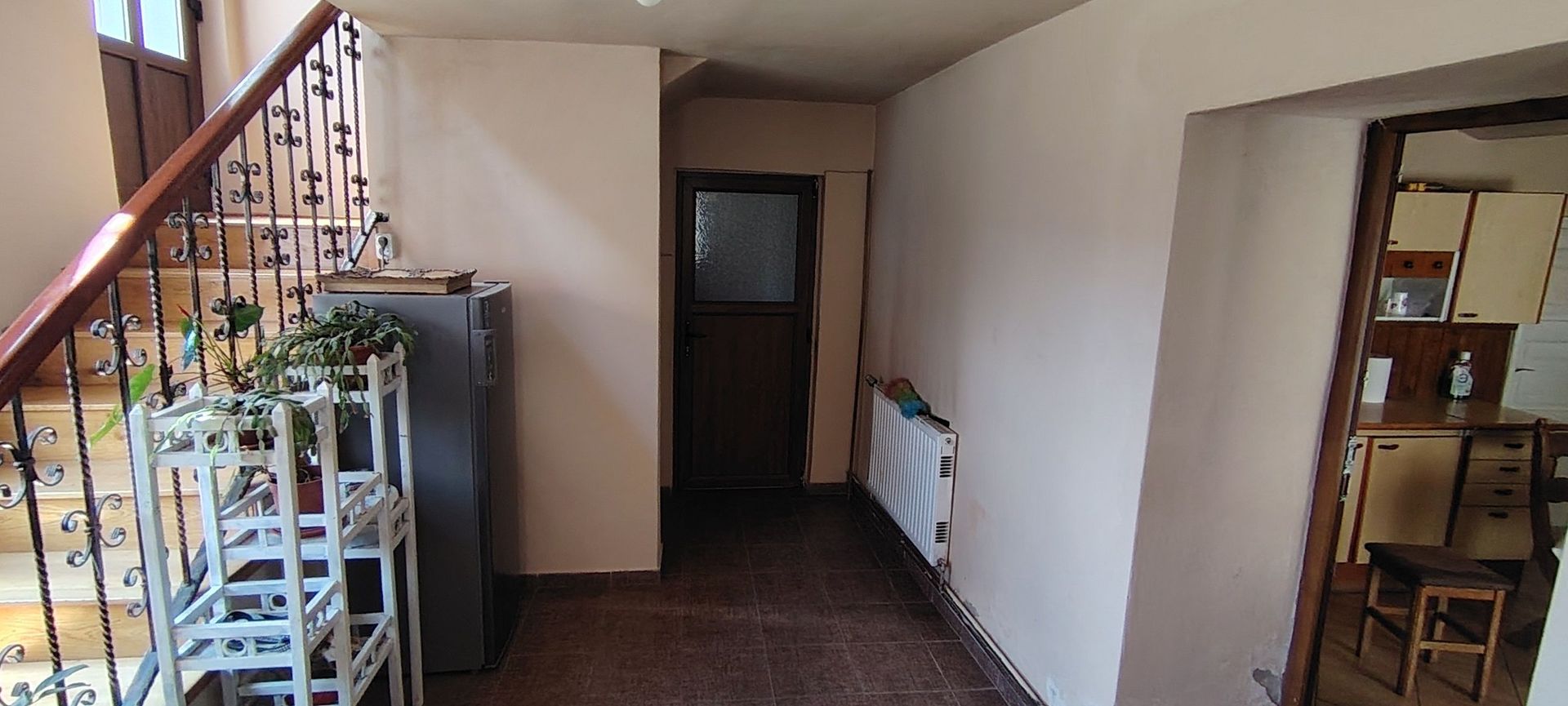 De vânzare o proprietate cu 2 corpuri de clădire și teren, în Agnita - Poză 5