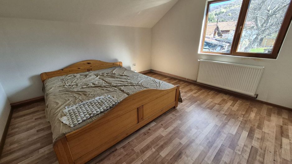 Vila Cornu-Prahova complet mobilata/utilata '' 350 mp + teren 500 mp'' - Poză 15