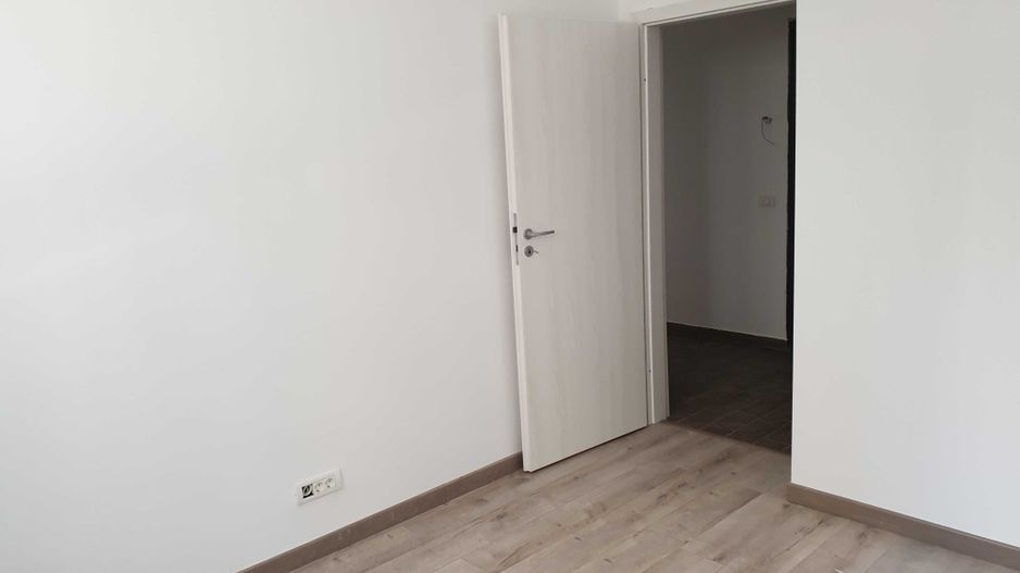 Apartament 3 camere nemobilat Plaza Rezidence - Poză 4