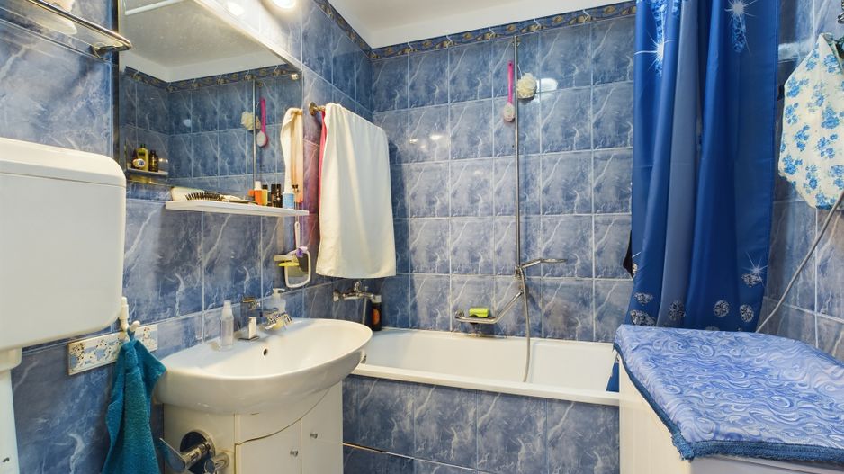 Apartament cu 3 camere în zona Lipovei - Poză 9