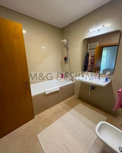 Apartament 3 camere lux zona centrala - Poză 11