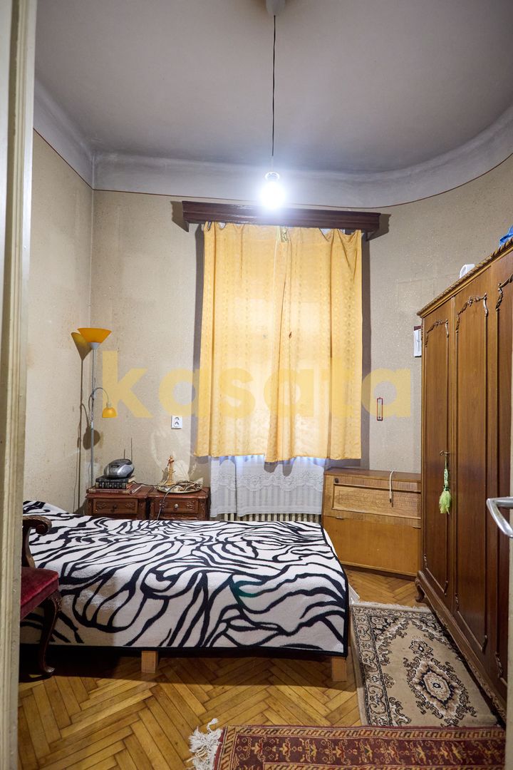 CASĂ CLASICĂ DE VANZARE CU POTENȚIAL PREMIUM ÎN ZONA 1 MAI - Poză 6