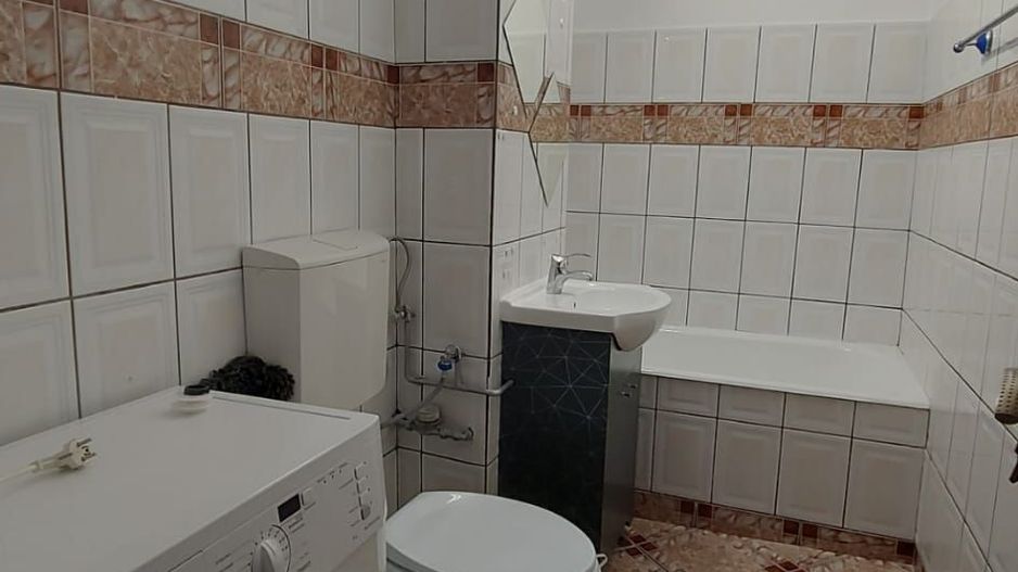 Garsonieră de închiriat parc milia Câmpina Ultracentral 42 mp - Poză 5