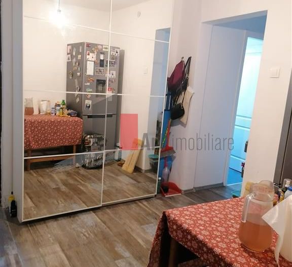Apartamaent cochet 2 camere - Poză 1