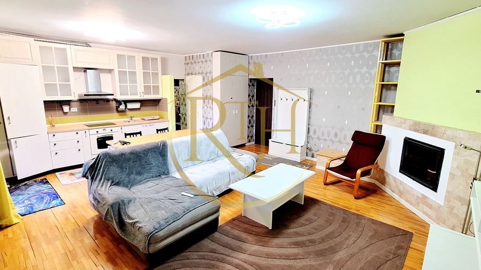 Oferim spre inchiriere un apartament cu 3 camere,modern, zona Spitalul Judetean - Poză 1