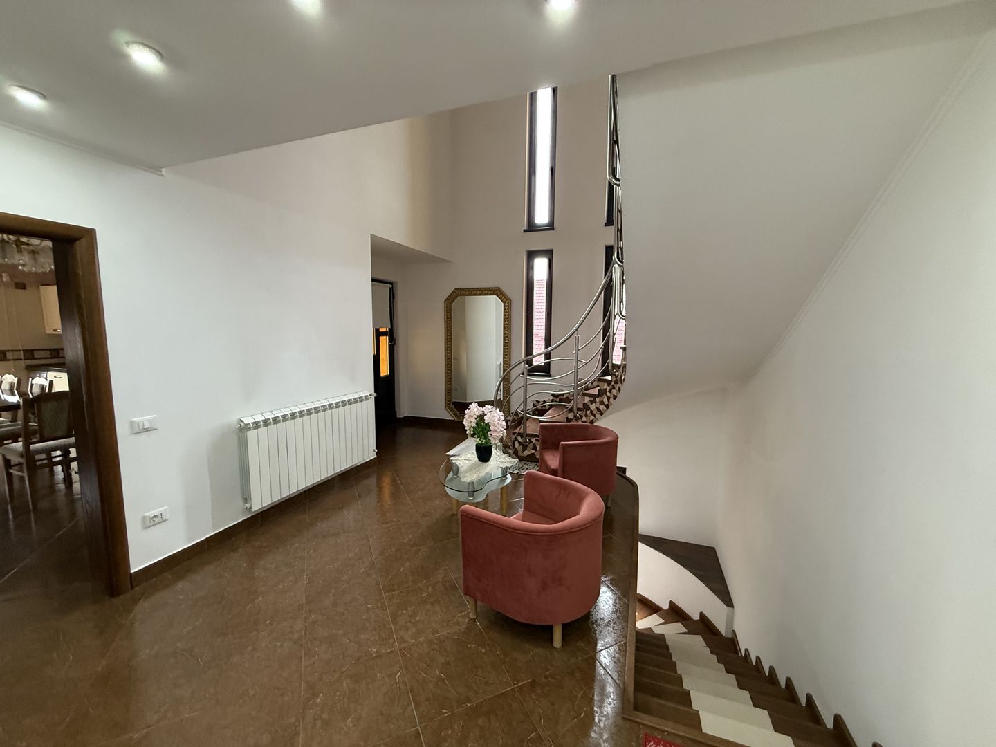 Casă de vânzare | Burdujeni | 417 mp construiți | Teren 1.200 mp - Poză 5