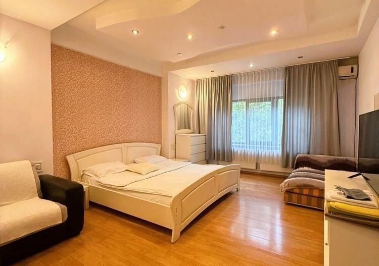 Apartament 3 camere Universitate 80mp - Poză 4
