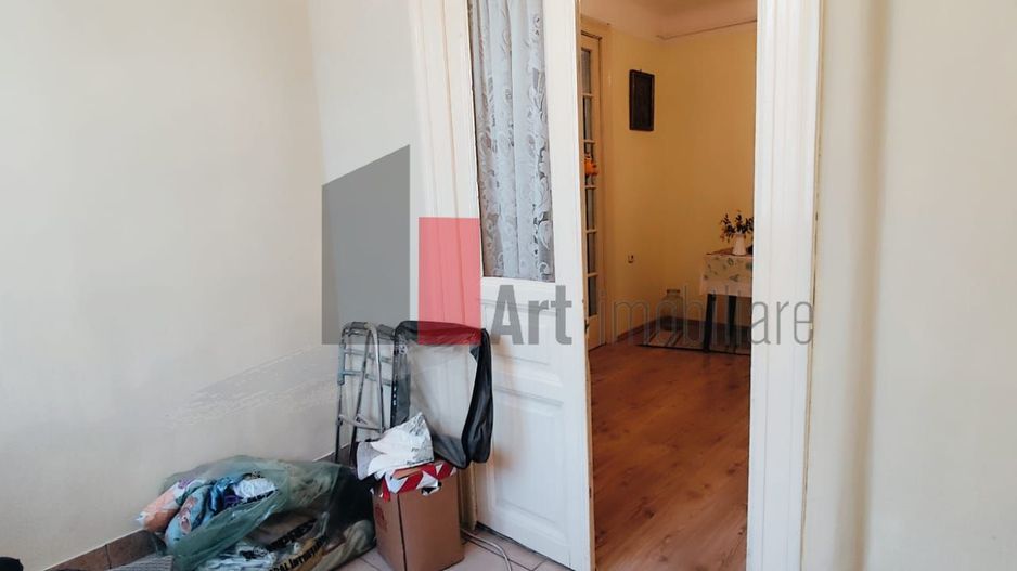 Casa de vanzare + teren in zona Jiului (Bucurestii Noi) - Poză 17