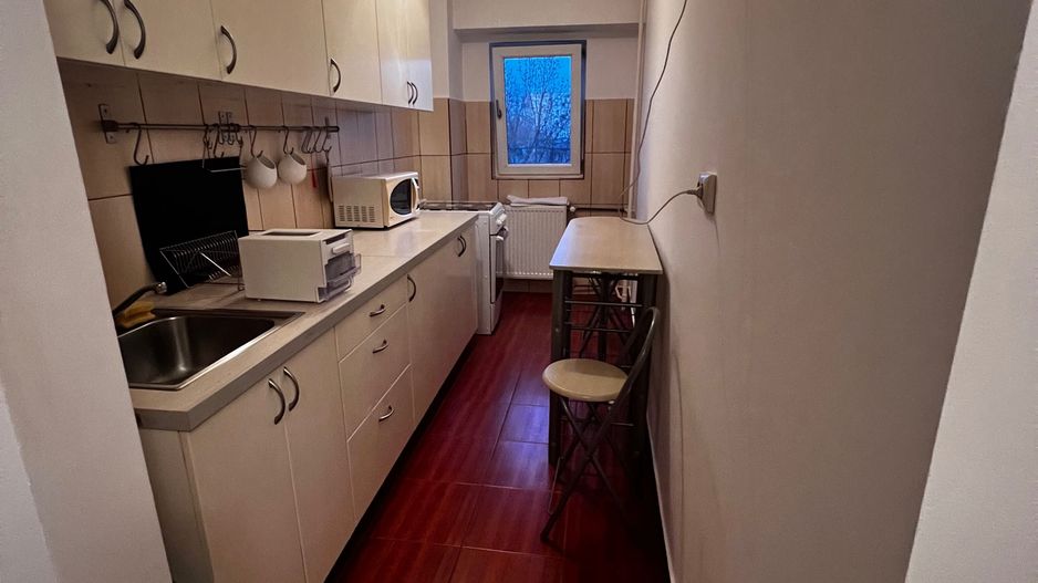 Închiriere garsonieră Teatrul Masca – Bd. Uverturii - Poză 1