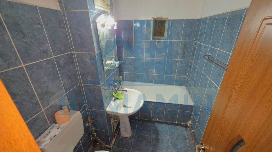 Apartament de inchiriat 2 camere decomandat parter Cornitoiu - Poză 9