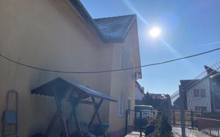 Apartament 2 camere la casă cu pod+curte in  Șelimbăr-Zona Brana - Poză 16