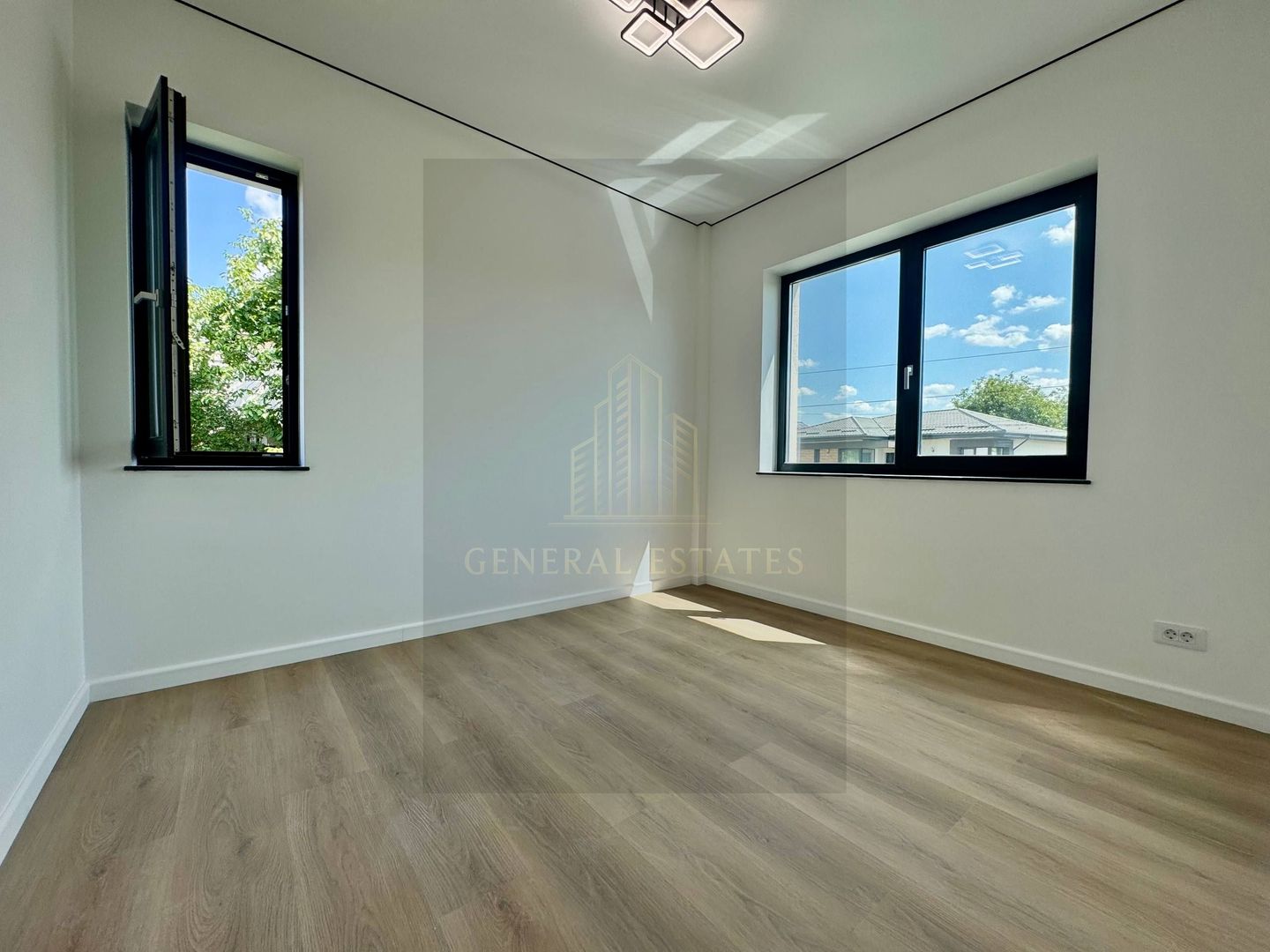 Vânzare Casă în 2 Nivele  - 160 m.p - Vișan. - Poză 19