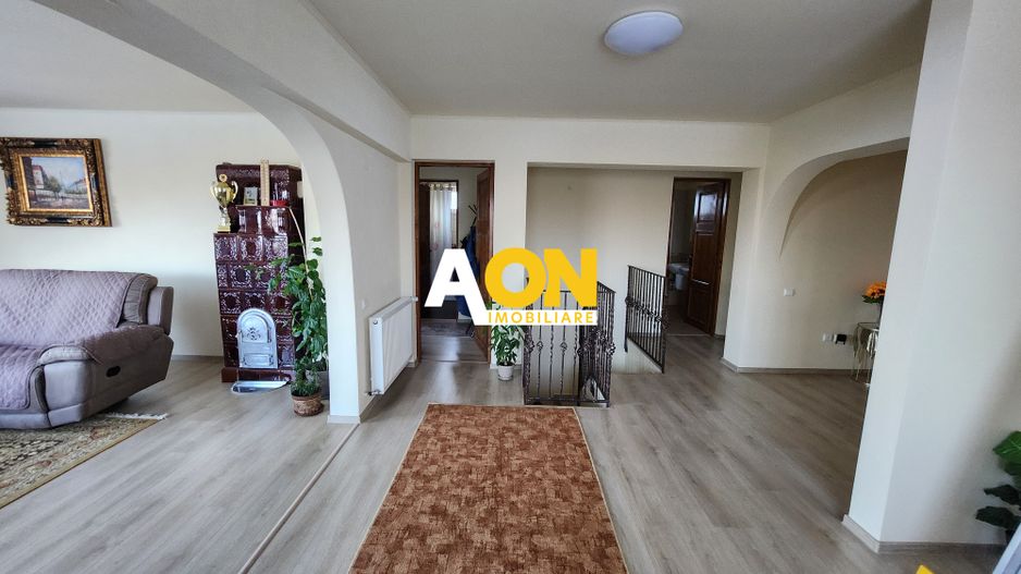 De vanzare casa 6 camere 8142 mp teren in Oarda de Sus - Poză 8