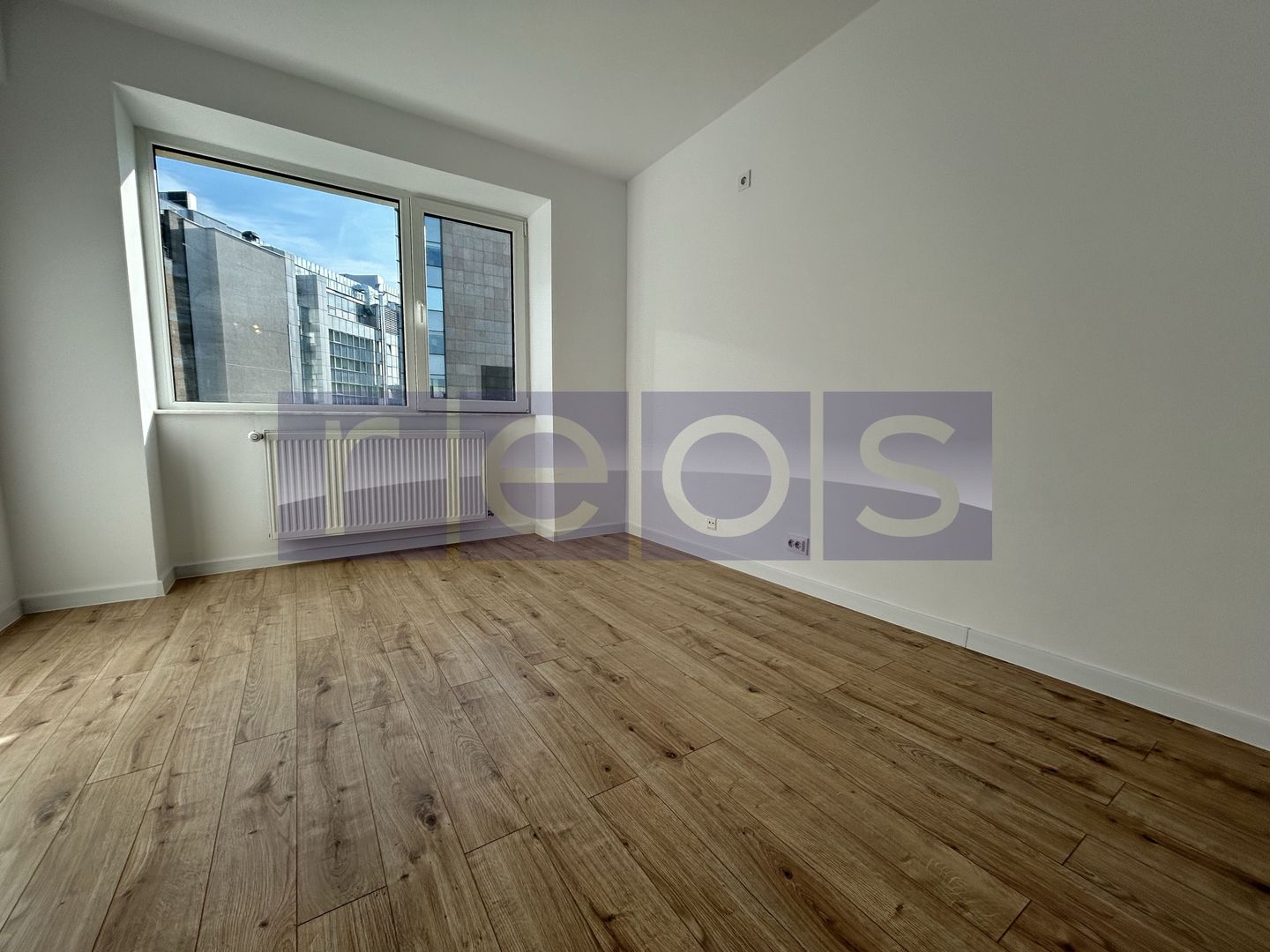 VANZARE TRIPLEX | PIATA VICTORIEI | 6 CAMERE |  244 mp UTILI | - Poză 14