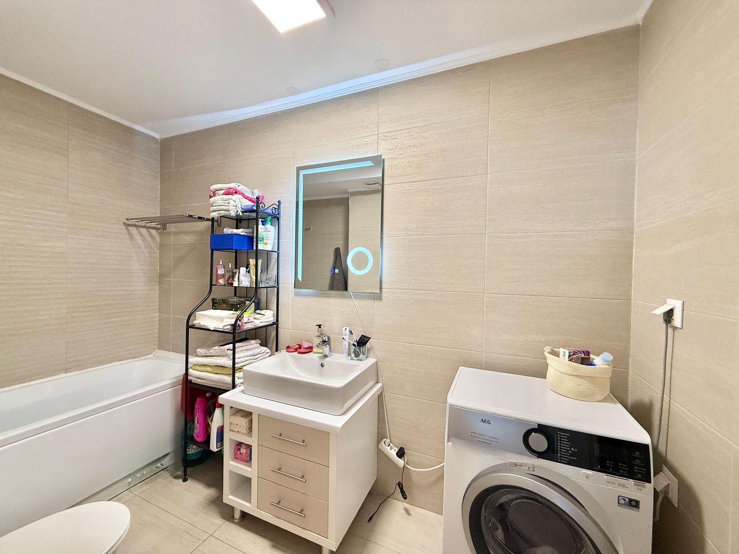COSMOPOLIS - Apartament cu 2 camere, mobilat si utilat. - Poză 9