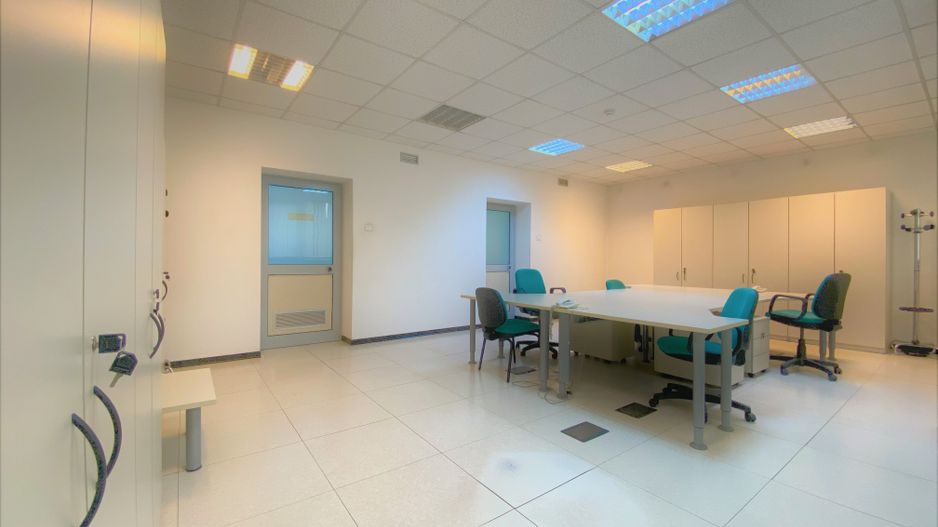 De inchiriat in cladire birouri P+5 etaje – PARTER - Poză 13