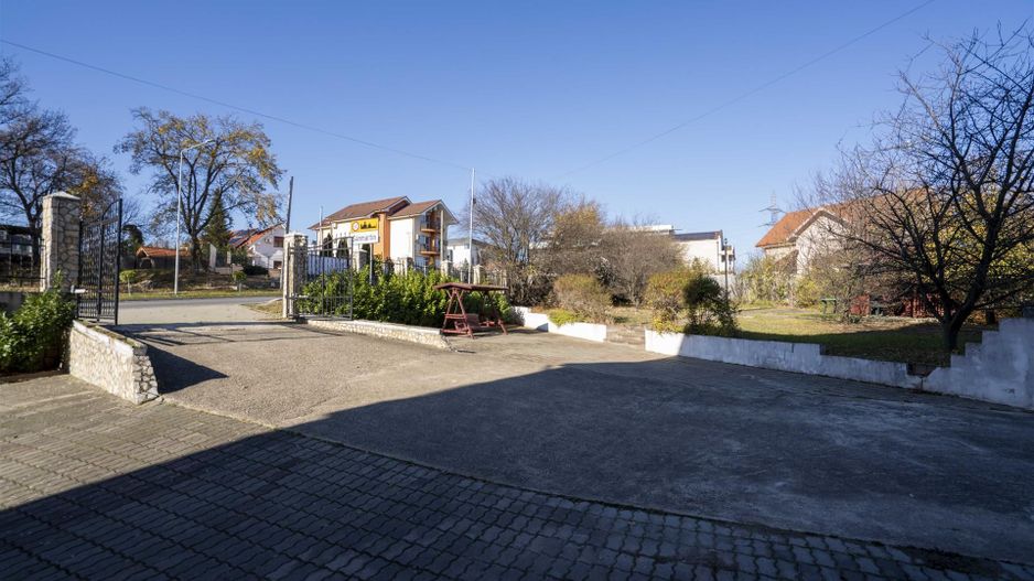 Pensiune turistica P+2E 17 camere Baile felix - Poză 16