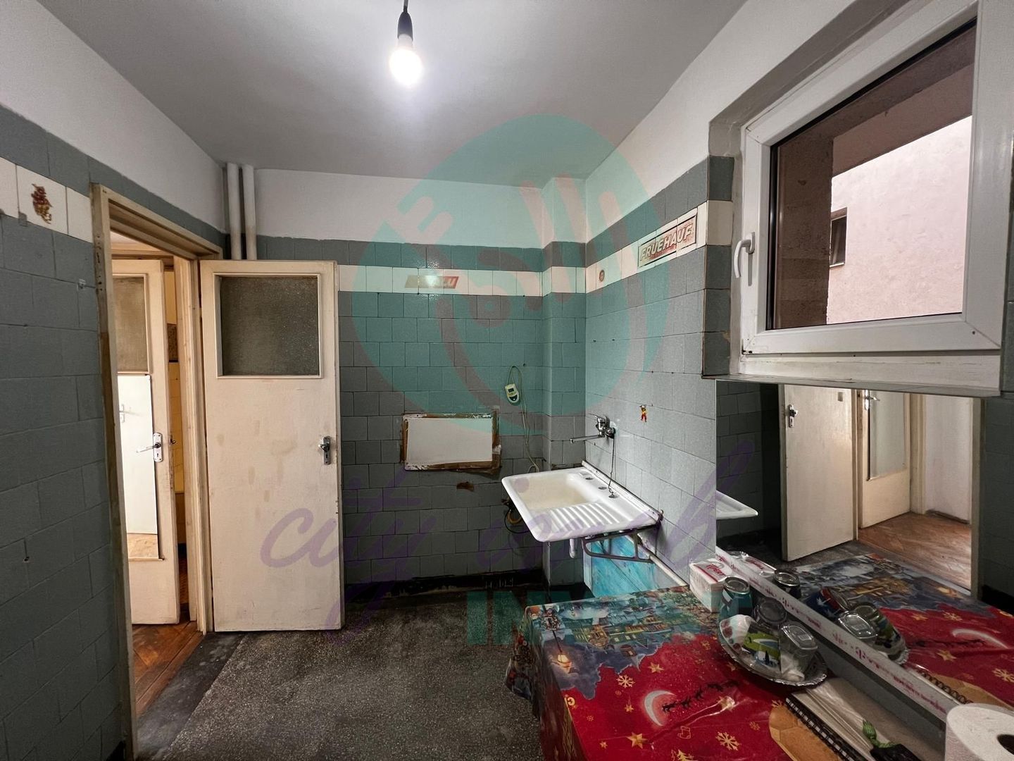 2 camere la 2 min de metrou Gara de Nord Bloc anvelopat - Poză 4