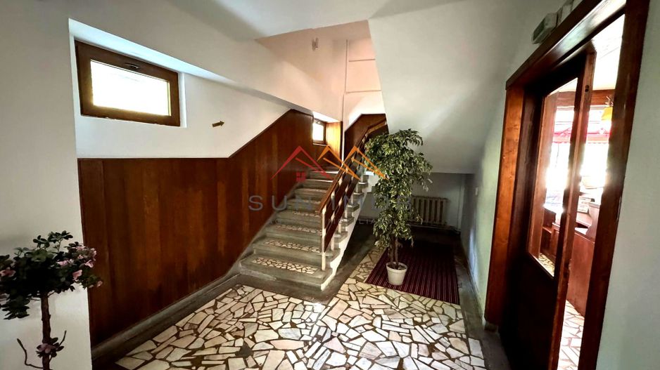 Oportunitate unică Valea Prahovei, hotel+vilă+business, teren 8137 mp - Poză 5