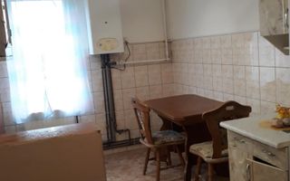inchiriez apartament 2 camere Strada Muncii - Poză 5