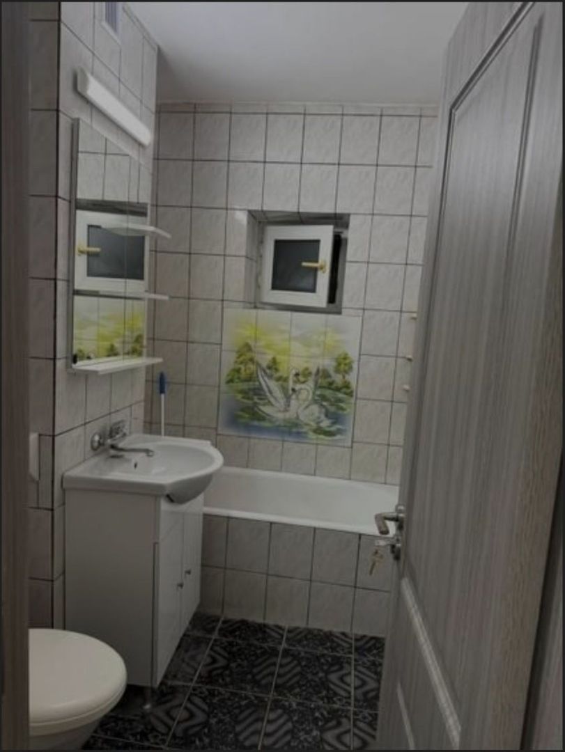 Inchiriez apartament 3 camere zona stadion - Poză 3