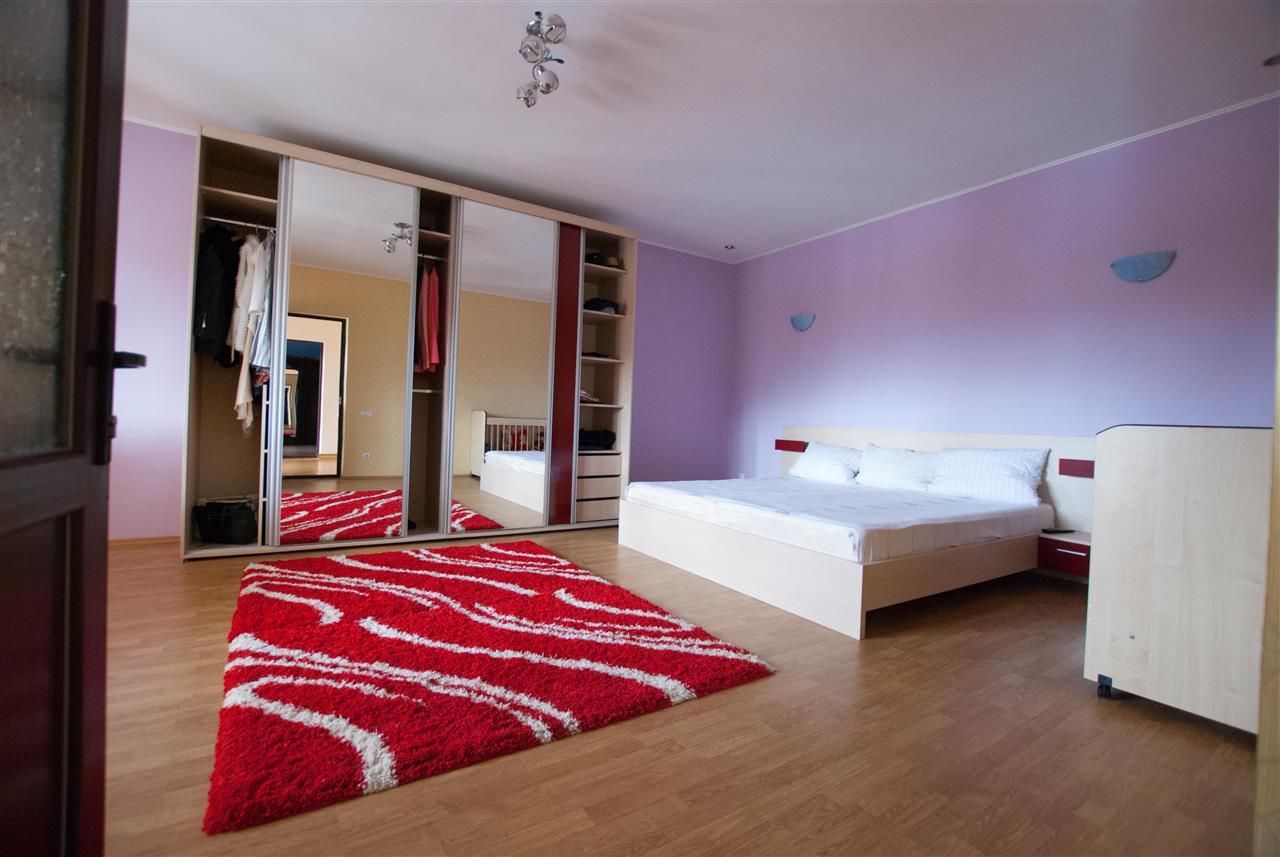 Casa 15 camere 846 mp utili 720 mp teren - Poză 13