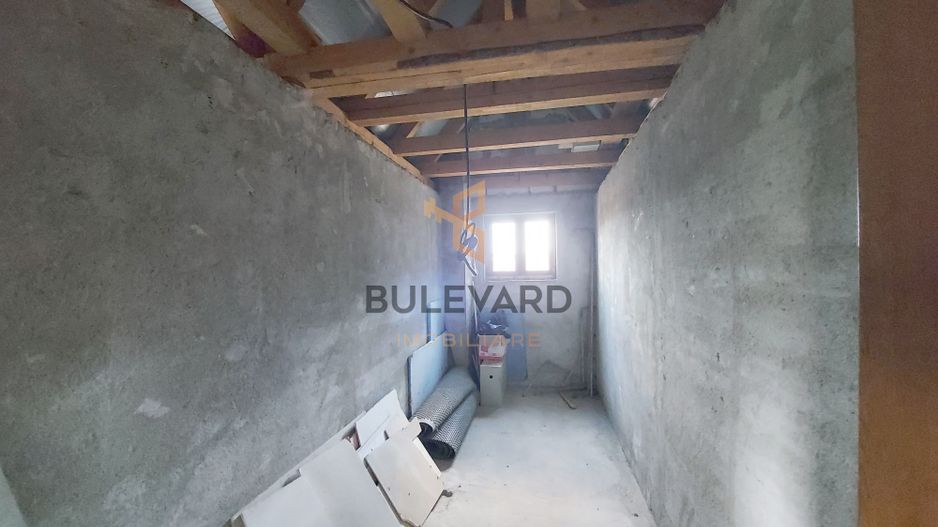 Casa individuala+ birou/spatiu comercial pe Strada 1 Mai! - Poză 11