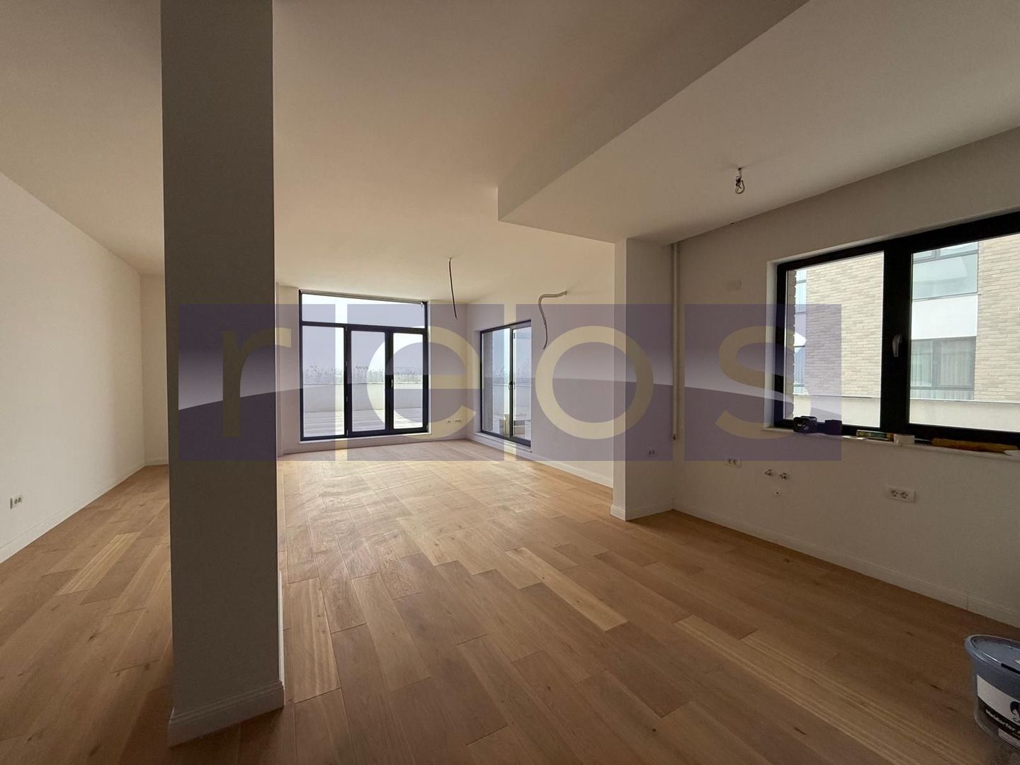 VANZARE TRIPLEX  VEDERE LA LAC | 4 CAMERE | TERASA 50MP | PIPERA | LUX - Poză 4