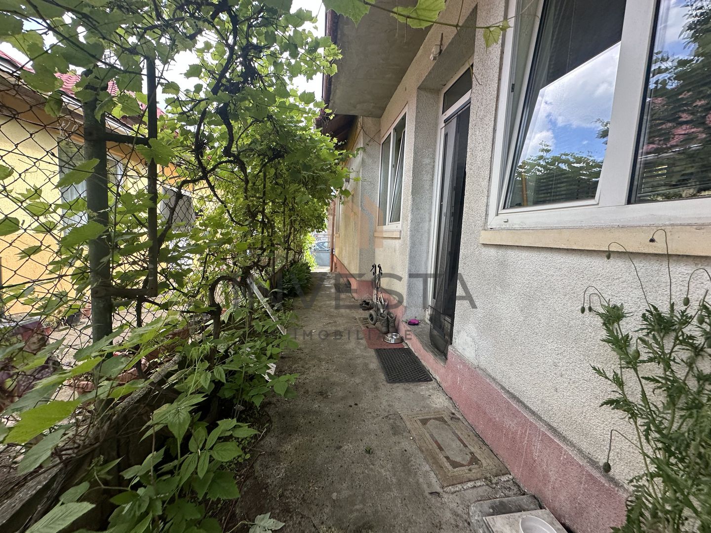 Casă cu teren de 890 mp/ Cartier Gruia - Poză 9