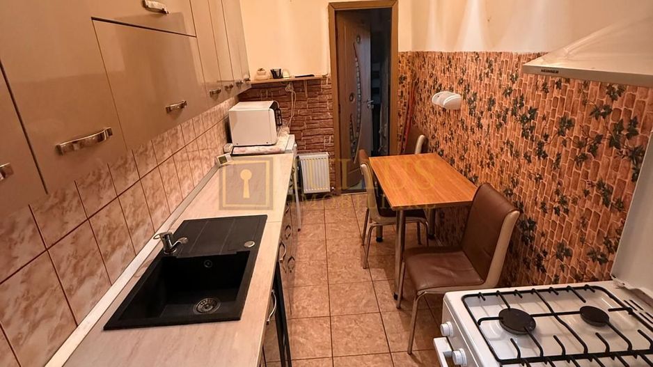 2 camere| Iosefin-vis a vis de Bega |zona superba| loc de parcare| curte comuna| - Poză 5