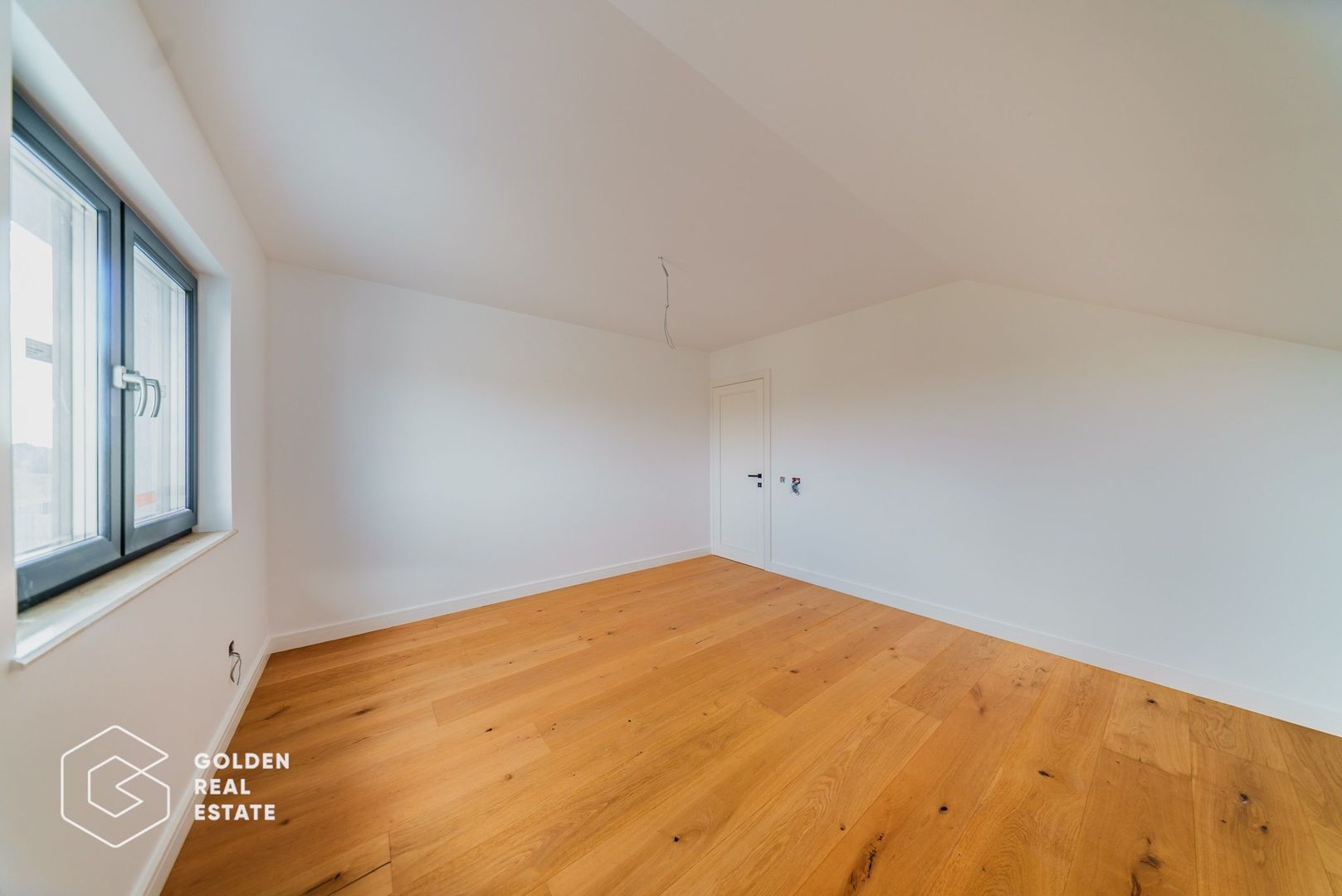 Casa moderna, P+M cu 4 dormitoare, Bujac - Poză 27