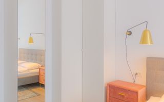 Apartament 3 camere, ultracentral, Oradea. 250 000 E + TVA. Comision 0 - Poză 10