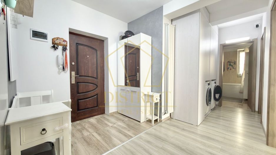 Apartament cu 3 camere decomandat, complet mobilat si utilat la parter in Giroc. - Poză 13