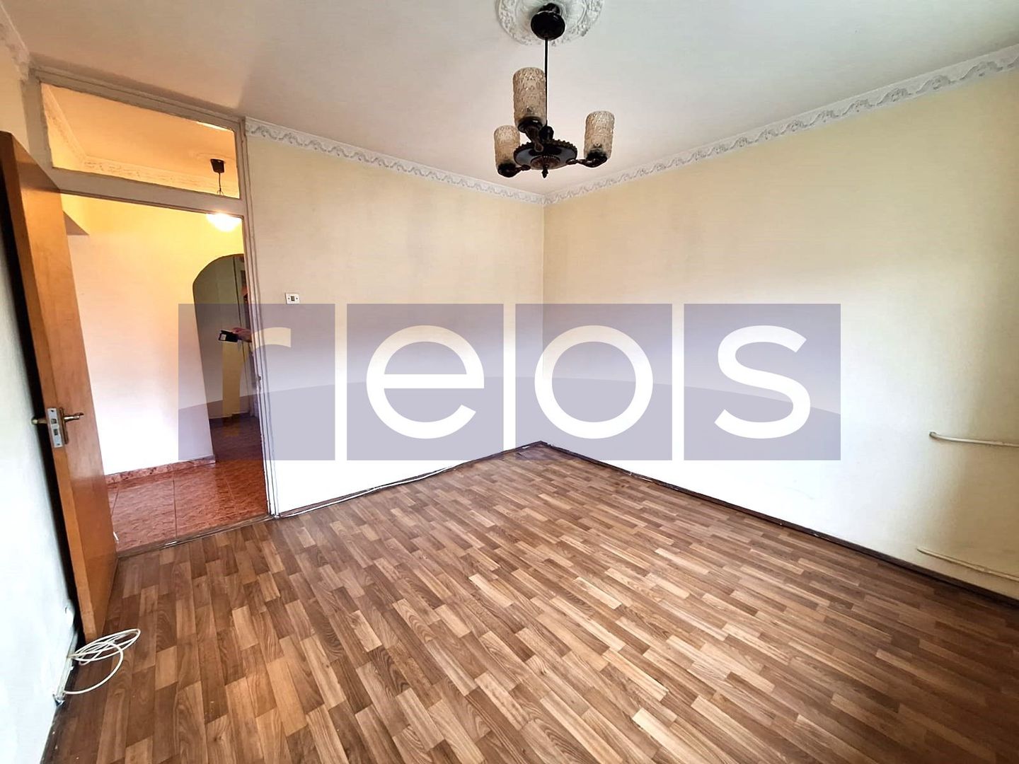 151900 EURO | APARTAMENT 3 CAMERE BLOC REABILITAT PANDURI - Poză 9