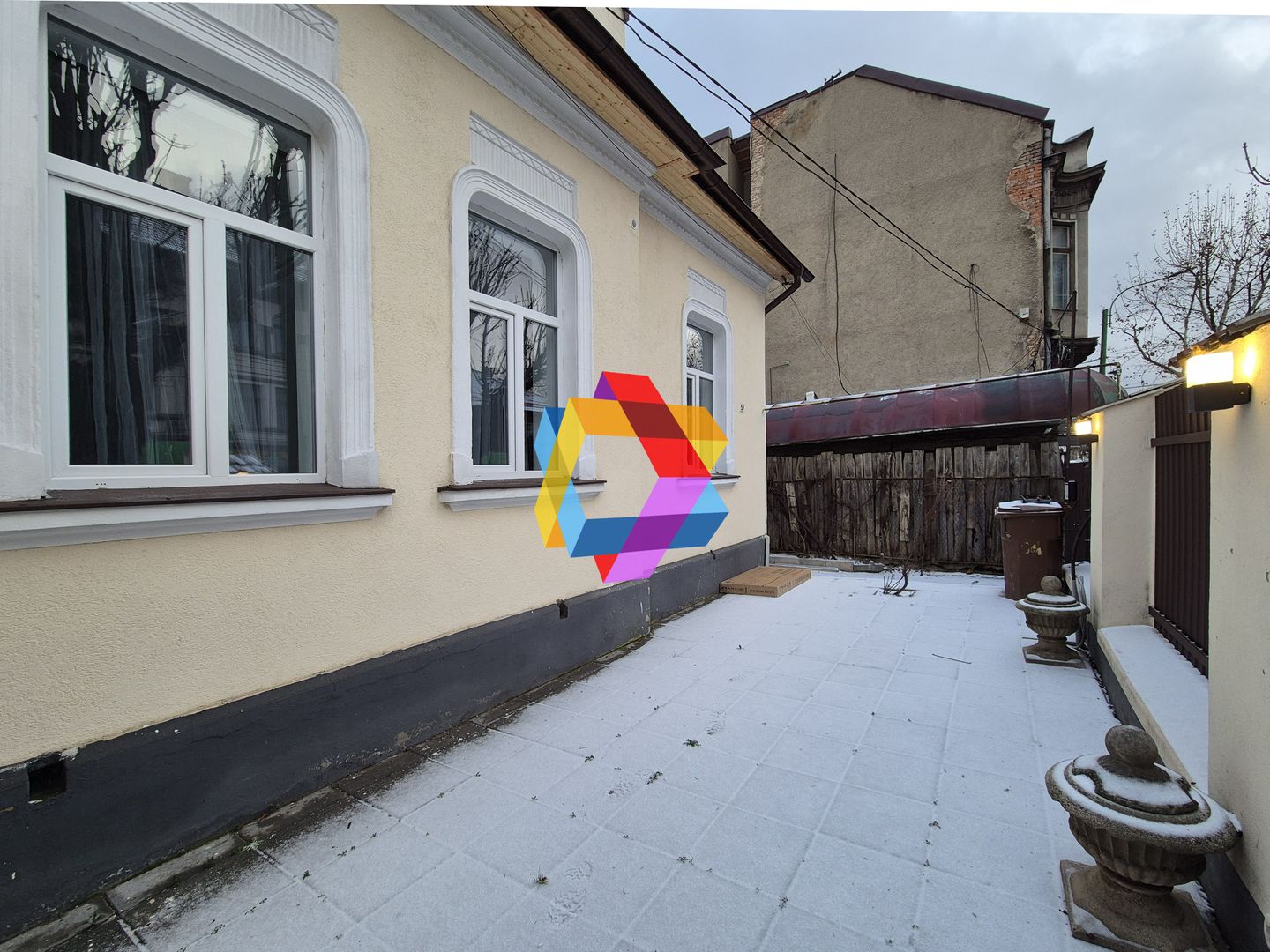 Casa de închiriat -225 mp - Poză 4