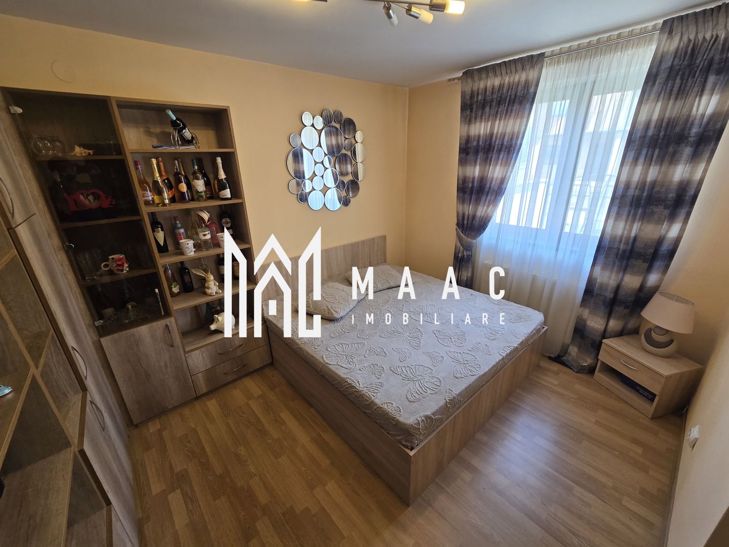 Vila 5 camere moderna 300 mp teren Zona Tineretului - Poză 27