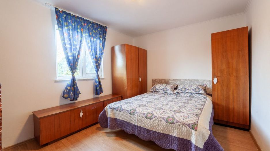Casa cu teren generos si gradina spectaculoasa – Comuna Cuca, Argeș! - Poză 4