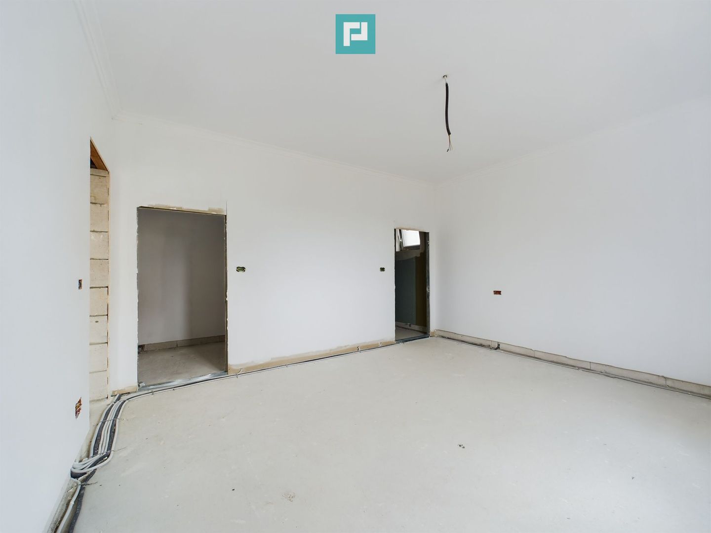 Casă individuală în Pădureni - Poză 9