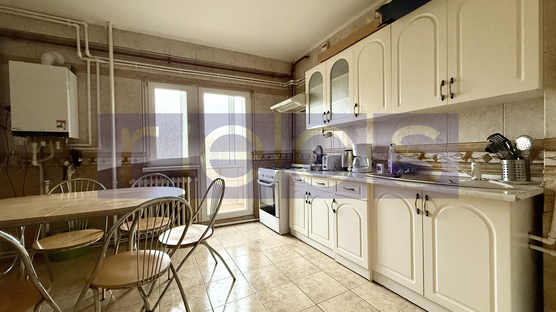 INCHIRIERE 4 CAMERE | PIAȚA UNIRII | MOBILAT SI UTILAT - Poză 9