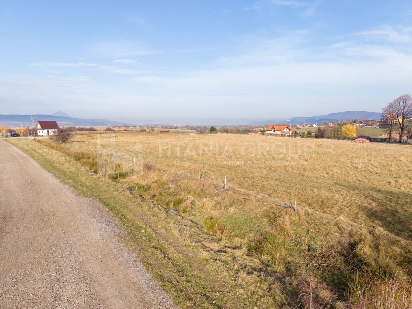 Teren intravilan parcelabil, priveliște spre munți, Sohodol, Bran - Poză 7