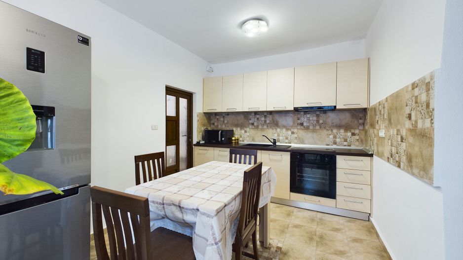 Casă frumoasă în Gai - Poză 2