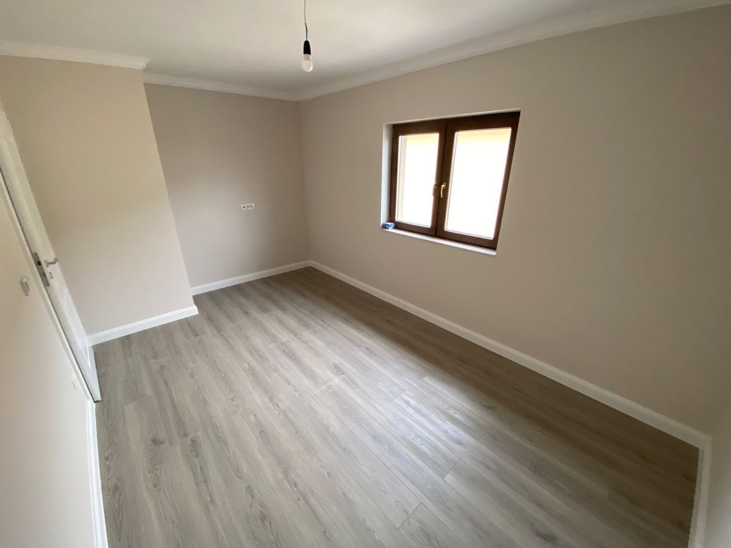 Duplex cu carport Dumbravita - IKEA - Poză 13